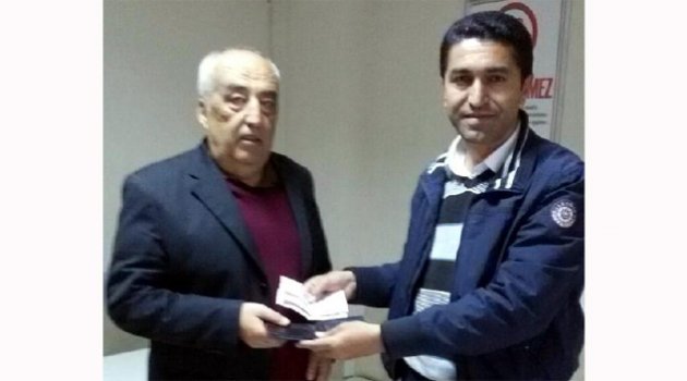 Polis, bulduğu cüzdanın sahibine ulaştı