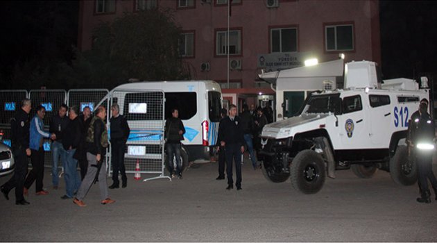 Polis merkezi önündeki silahlı kavga emniyeti harekete geçirdi