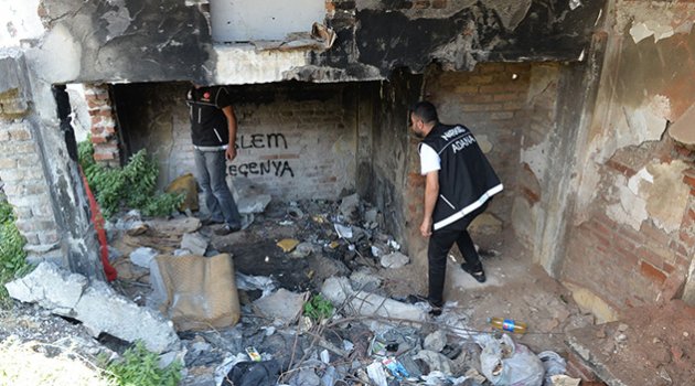 Polis metruk binalara baskın düzenledi