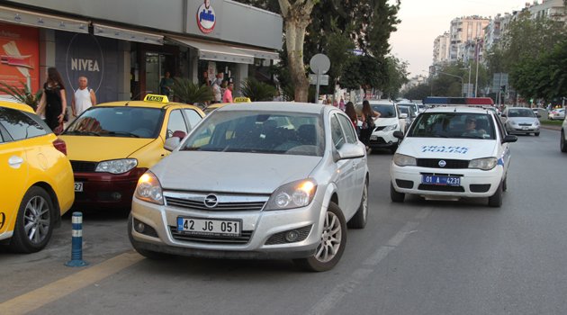 Polis ne yapsın!