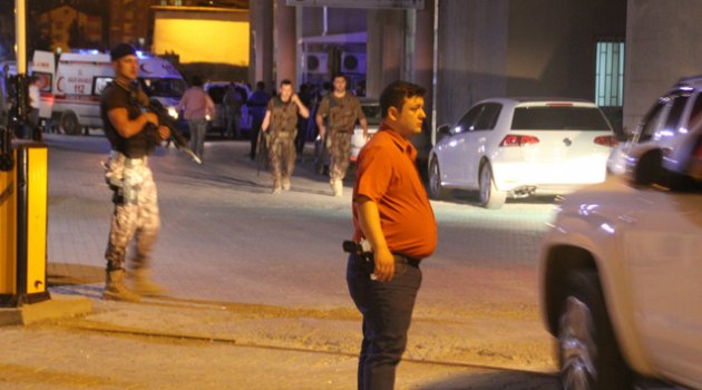 Polis noktasına bombalı saldırı: 3 Şehit, 14 yaralı