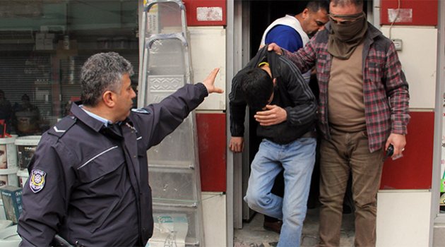 Polis silahlı saldırıyı önledi