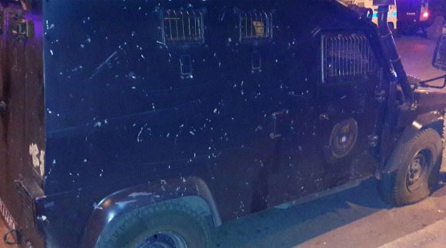 Polis zırhlı aracına ateş açıldı