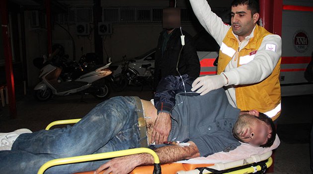 Polise silah sıkan gösterici vurularak etkisiz hale getirildi