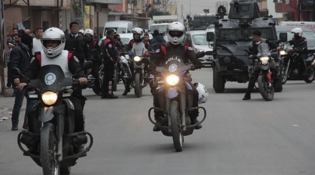 Polisten gündüz uygulama, şafak vakti operasyon