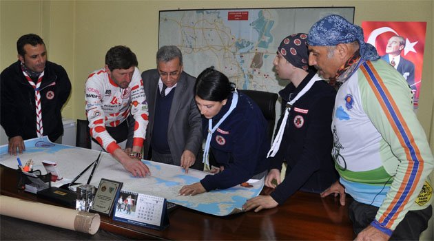 Polonyalı İzciler Adana’da