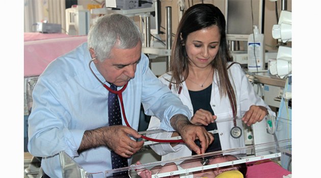 Prof. Dr. Satar: "Türkiye'de doğan bebeklerin 130 bini prematüre"