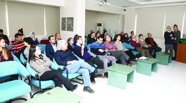 Prof. Esen ‘Bir Fotoğrafın Öyküsü’nü yorumladı