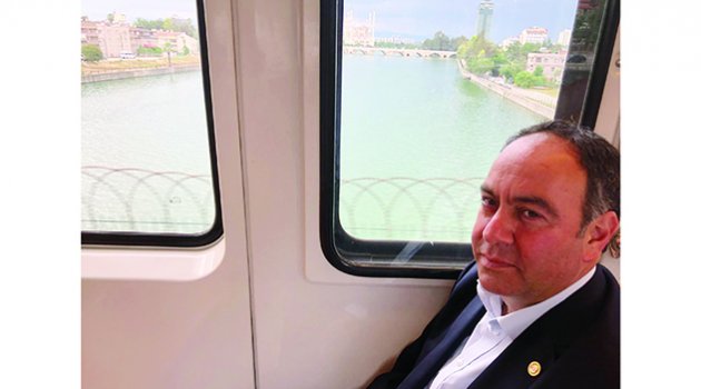 ‘Raylı sistem halkın kamburu’
