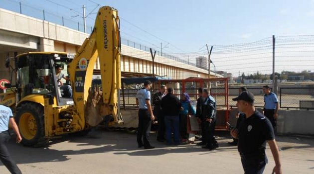 Regülatör köprü canlı hayvan satışından kurtarıldı