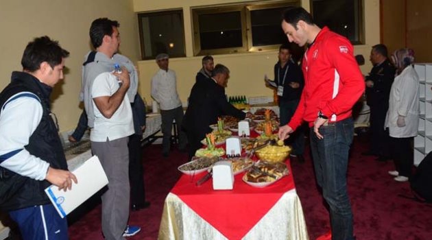 Rober Hatemo Adana’ya geliyor