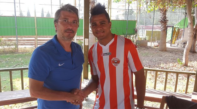 Ronıelı Adanaspor’da