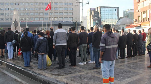 Saat dokuzu beş geçe Adana’da hayat durdu