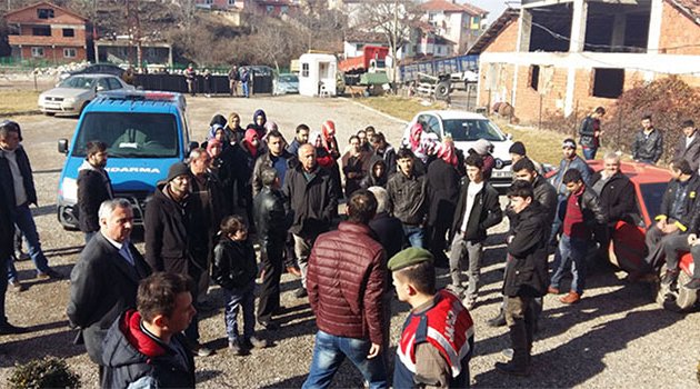 Sabah işe geldiler, boş bina karşısında şaşkına döndüler