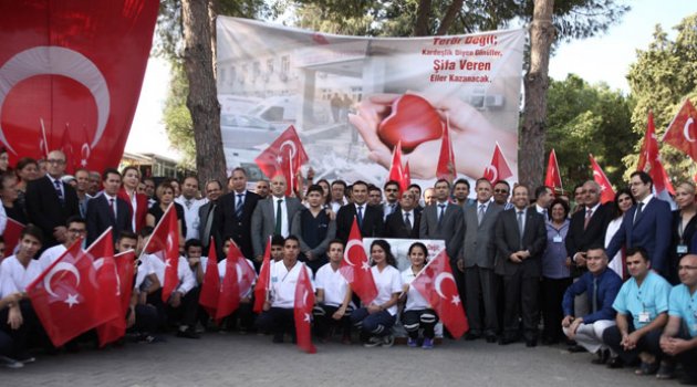 Sağlık çalışanları terörü lanetledi
