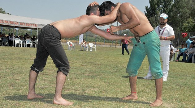 Salbaş Karakucak Güreşlerinde Şevket Aydın başpehlivan
