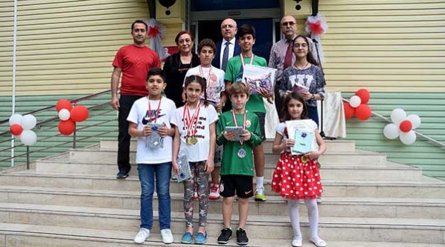 Şampiyonlara ödül