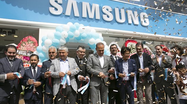 Samsung’dan 3 yeni mağaza