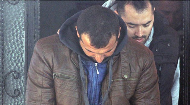 Sansasyonel eylem yapacaklardı, Adana'da yakalandılar