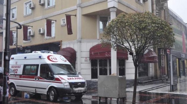 Sara hastası otelde öldü