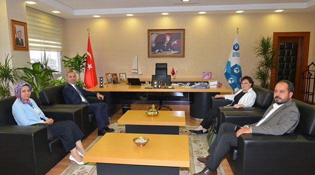 Sarı’dan, Prof. Dr. Tümay’a hayırlı olsun ziyareti