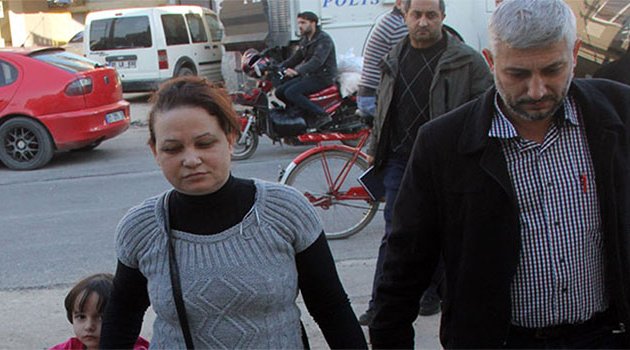 Şarjı bitince en azından 4 bileziği kurtardılar!