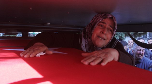Şehit annesinin feryadı herkesi ağlattı