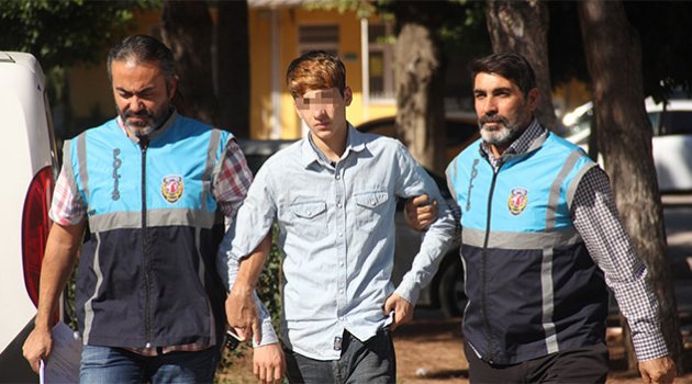 Şehit askerlere hakaret etti ceza aldı
