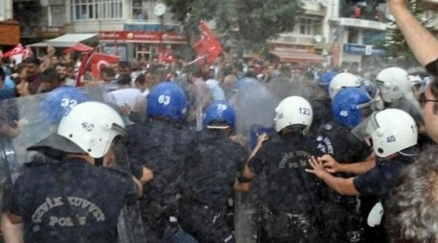 Şehit cenazesinde gerginlik