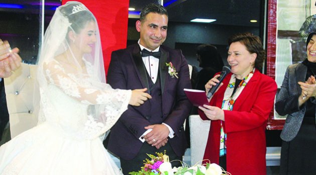 Şehit kardeşlerin duygulandıran düğünü