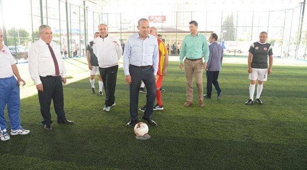 Şehit Otobüs Şoförü Ali Köse Futbol Turnuvası Başladı