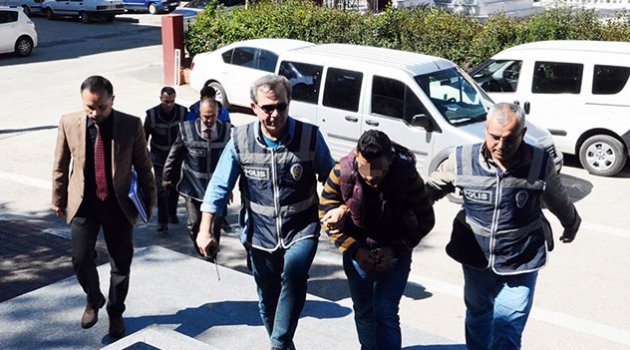 Şehit polisin mevlidi için toplanan parayı çalan hırsızlar yakalandı