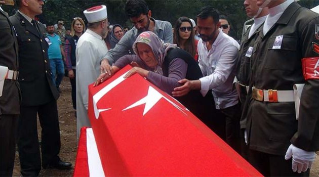 Şehit uzman çavuş toprağa verildi