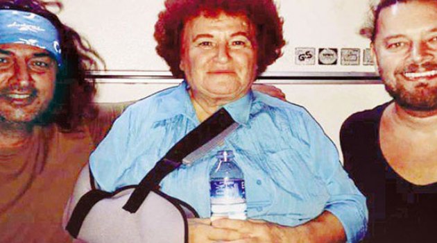 Selda Bağcan kedileri yüzünden kolunu kırdı