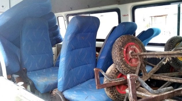 Servis sulama kanalına devrildi! 16 yaralı