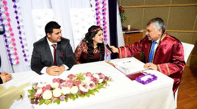Seyhan Belediyesi’nde 1 günde 41 nikah kıyıldı