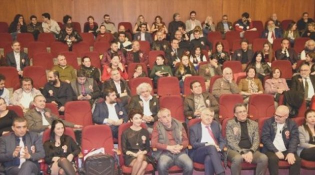Seyhan Belediyesi Şehir Tiyatrosu 20. Yılını Kutladı