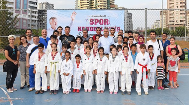 Seyhan’da 3 Yılda 100 bin kişiye spor eğitimi