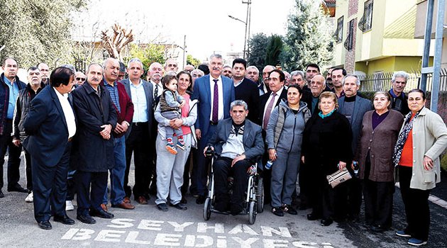 Seyhan’da asfalt çalışmaları tam gaz