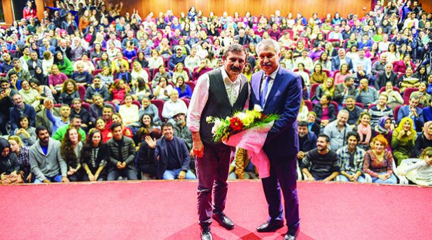 Seyhan’da “Bir Kitap Bir Bilet” etkinliği