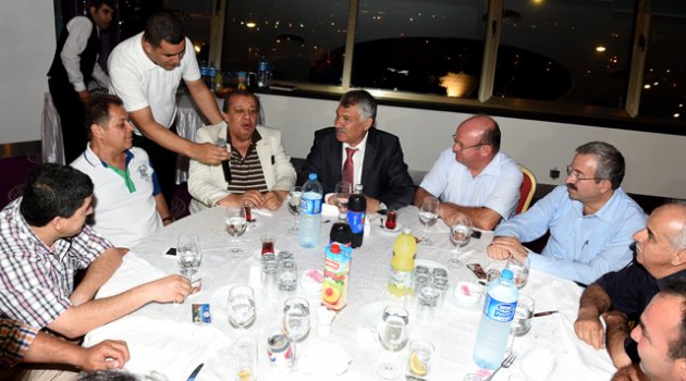 “Halk yararına ne varsa onu yapıyoruz”