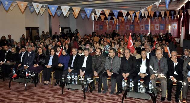 Seyhan Elif Taşçı’ya, Pozantı Aynur Kesler’e emanet