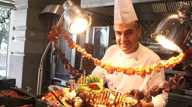 Sheraton Adana iftar sofrasını hazırladı