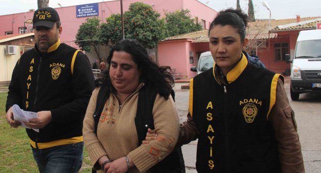 Şiddet mağduru kadına kadın darbesi