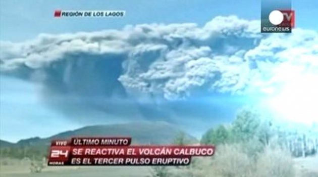 Şili'deki Calbuco Yanardağı Tekrar Püskürttü