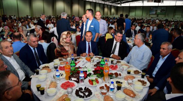 “Sizleri ziyafet sofrasına değil; gönül birleştirmeye davet ettik”