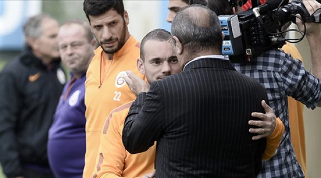 "Sneijder Türk oldu!"
