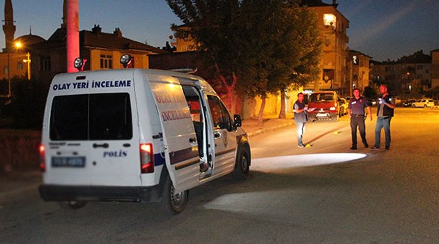 Sokak üzerinde silahlı kavga!