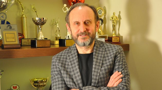 ‘Sosyal medya, alkol ve uyuşturucu kadar zararlı’