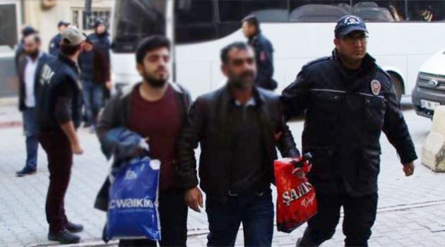 Sosyal medya operasyonuna 4 ev hapsi
